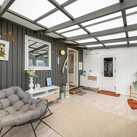 With Enclosure For Dogs, 500 Meters From The North Sea *